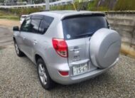 SUV Toyota RAV4