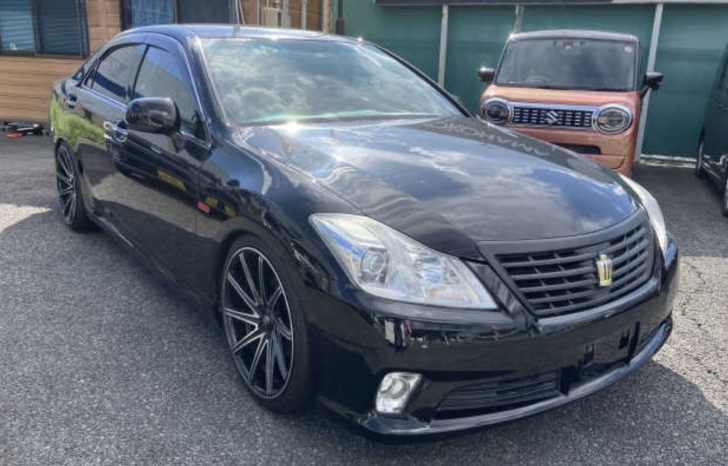 2012 Sedan Toyota CROWN ROYAL SERIES