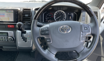 2022 MINI VAN Toyota HIACE VAN